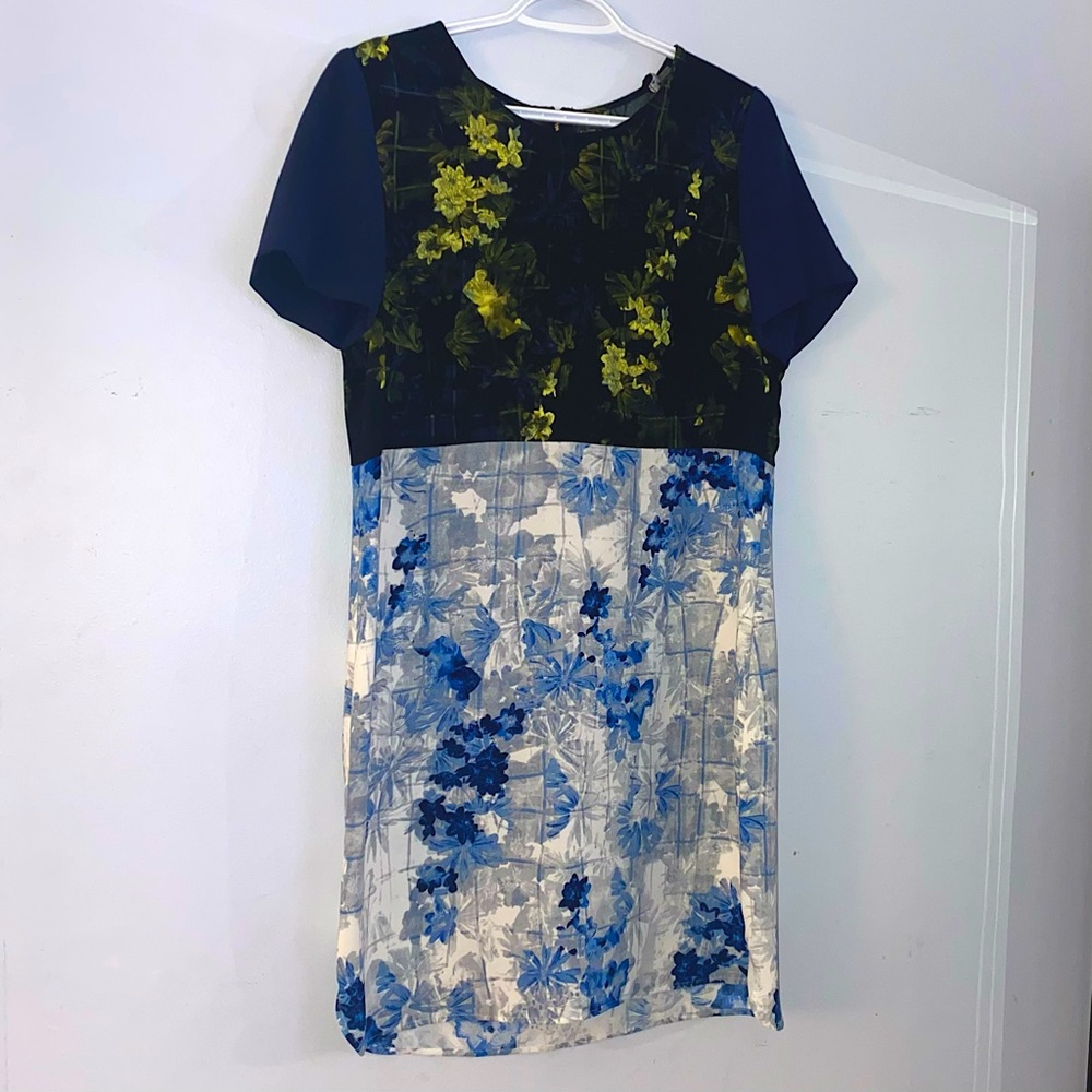 Ivanka Trump Blue Shortsleeved Dress